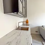 Lumignon Centre With Free Parking Spot Appartement *